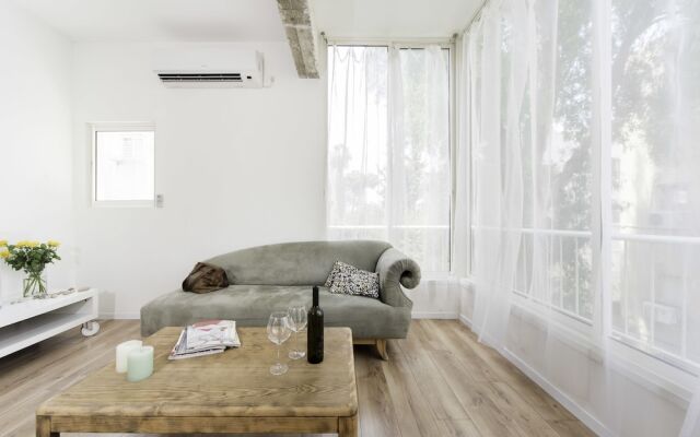 Sea N' Rent Selected Apartments