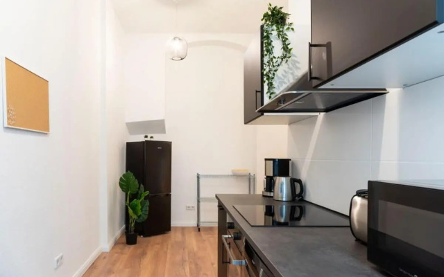 Modern 2 Bedroom Apartment in Berlin Schöneberg