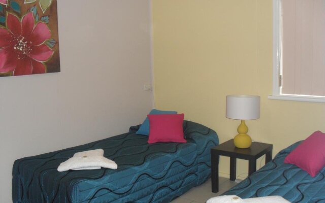 Beachlander Holiday Apartments