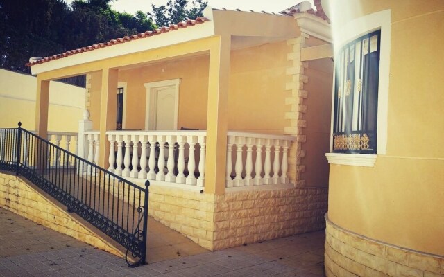 Large Luxurious Villa Urb La Escuera Private Pool