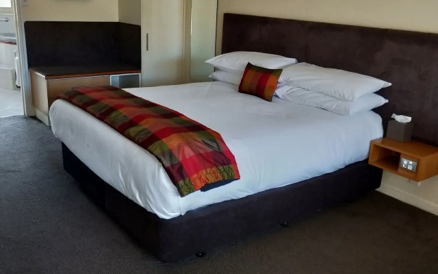 Regal Palms Resort