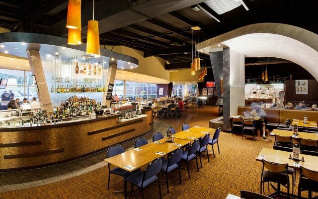 Nightcap at Sandown Park Hotel