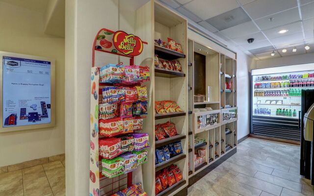 Hampton Inn Tropicana