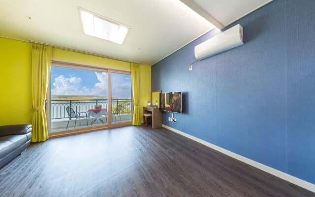 Yeosu Haetteurak Pension