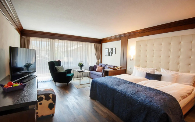 Le Mirabeau Hotel & Spa