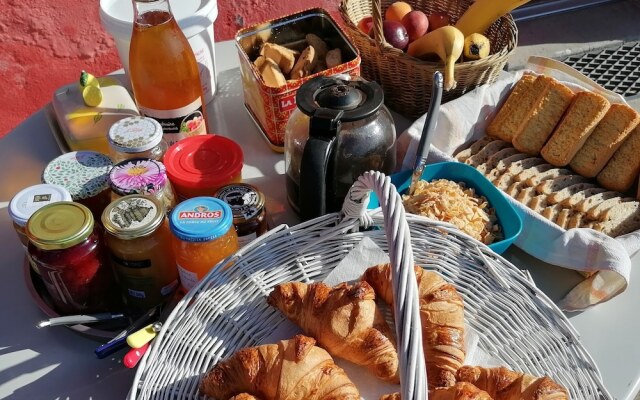 Yourtissimo - La Maison Rouge