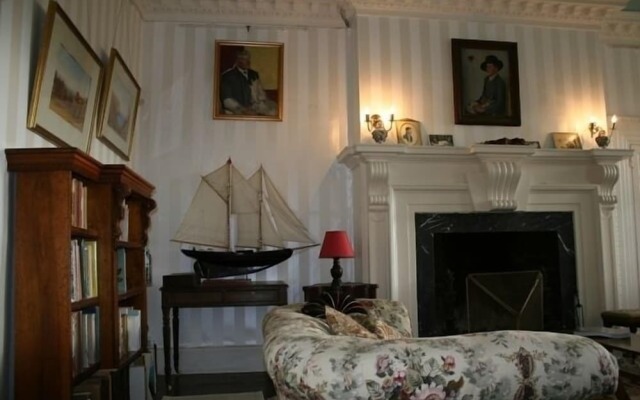 Kelly House