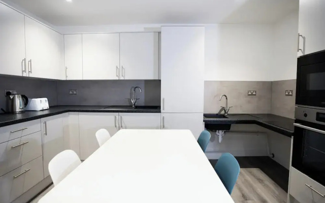 Colchester Studio Suites