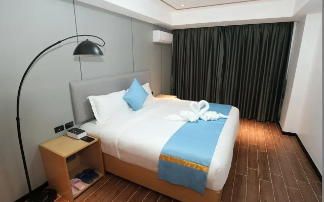 Golden Seagulls Hotel