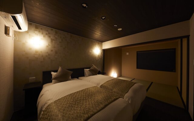 Rinn Hanayacho Amanoukihashi