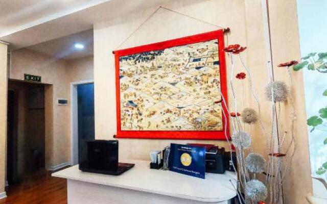 Top Hostel and Tours