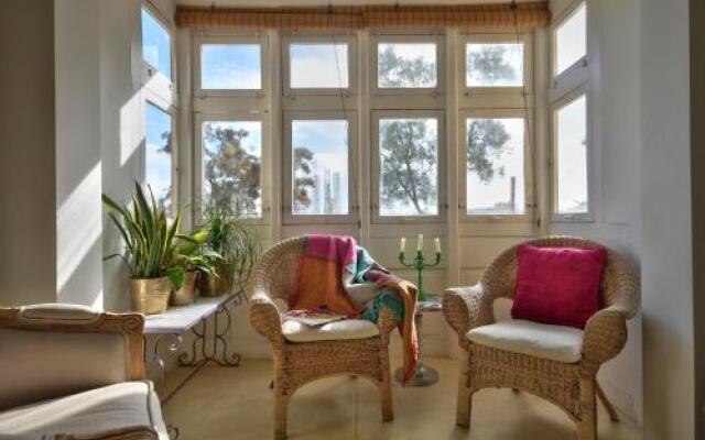 Bright 1Br Townhouse With Sea View