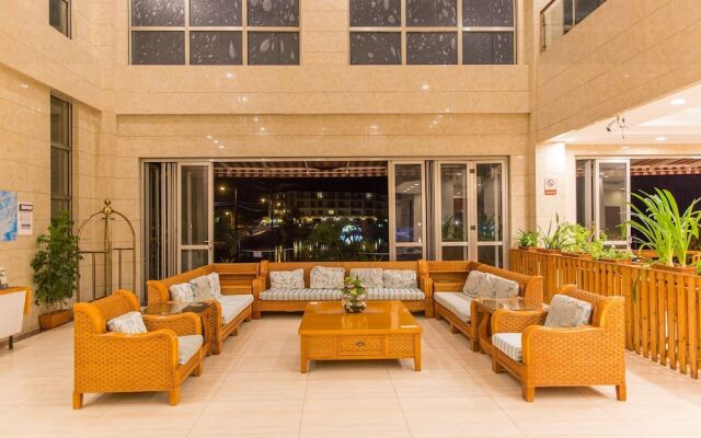 Palau Vacation Hotel