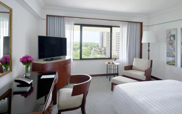 The Peninsula Manila