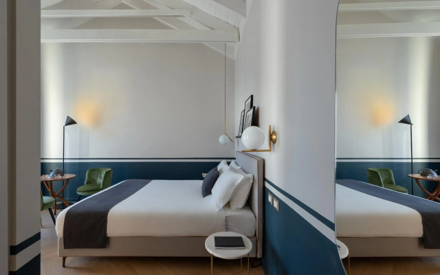 Velvet Grey Boutique Hotel