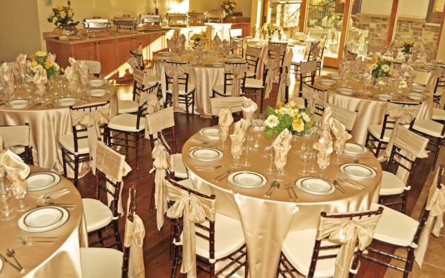 Glenwood Canyon Resort