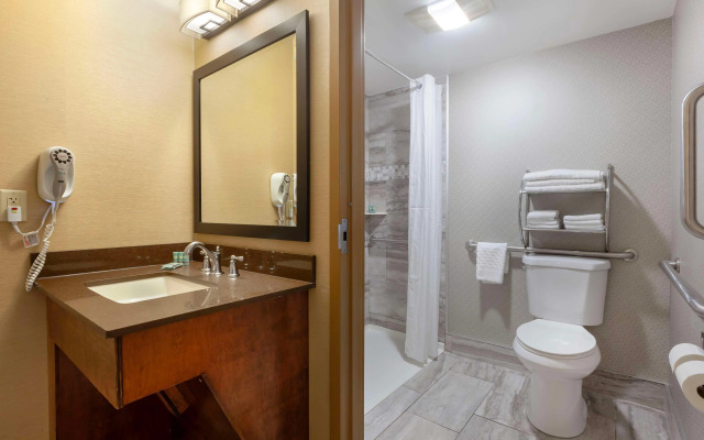 Best Western Summit Inn