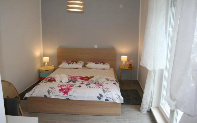 Room with garden