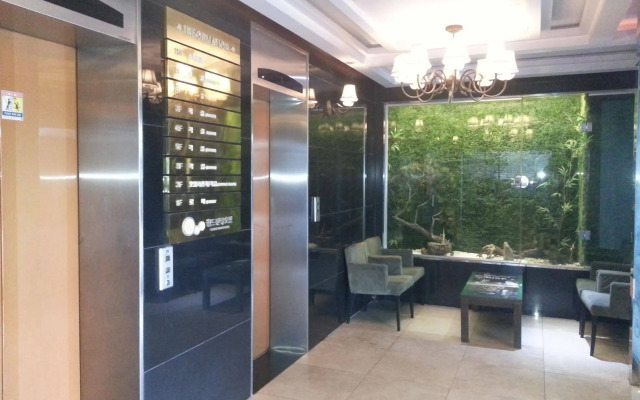 World Tourist Hotel