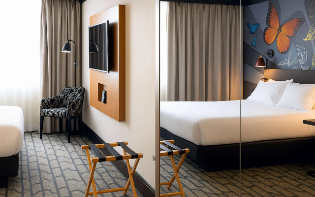 Holiday Inn Salisbury - Stonehenge by IHG