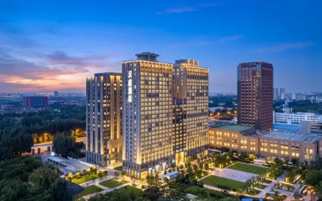 HanTing Hotel (Baoding Wanda Plaza Hebei University) – Outside – Baoding