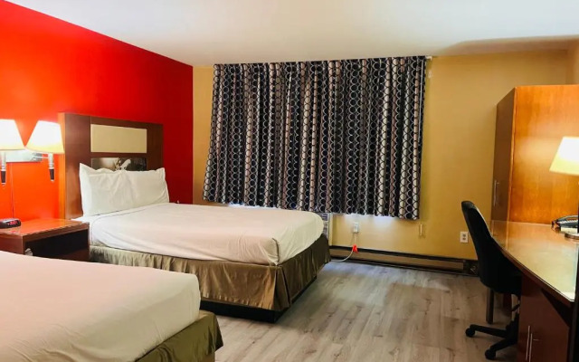 Motel 6 Iron Mountain