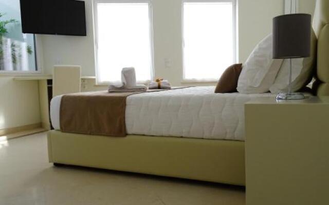 Bowen Luxury Suites