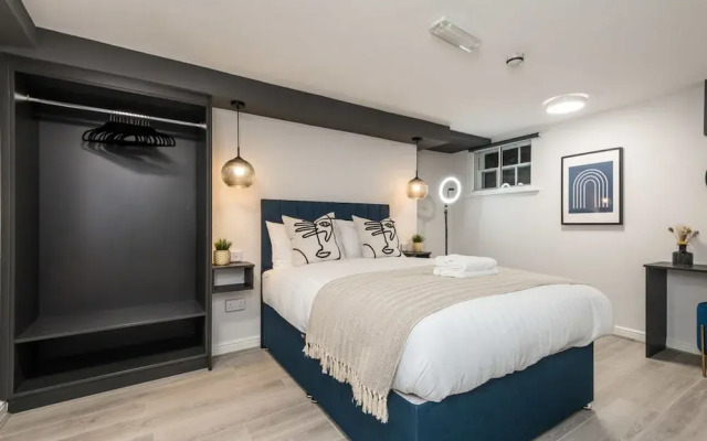 Host Apartments Seel Street Quarters