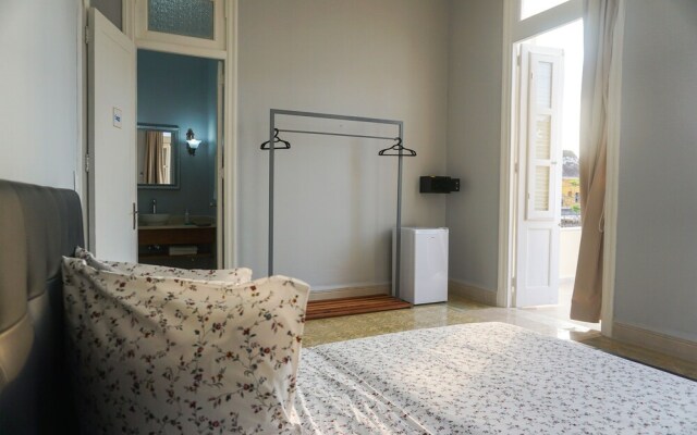 Villa Azurea 7 rooms Vedado