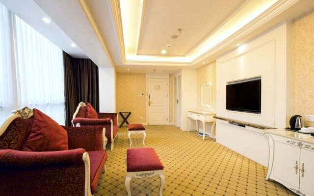 Beijing Huiqiao Hotel