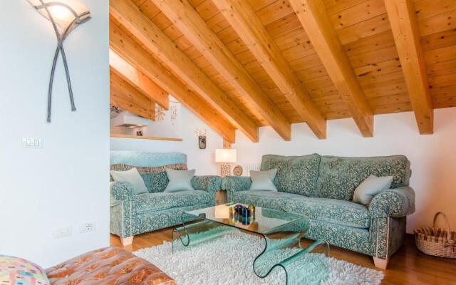 Vista D'Oro Ulivo Apt. 15