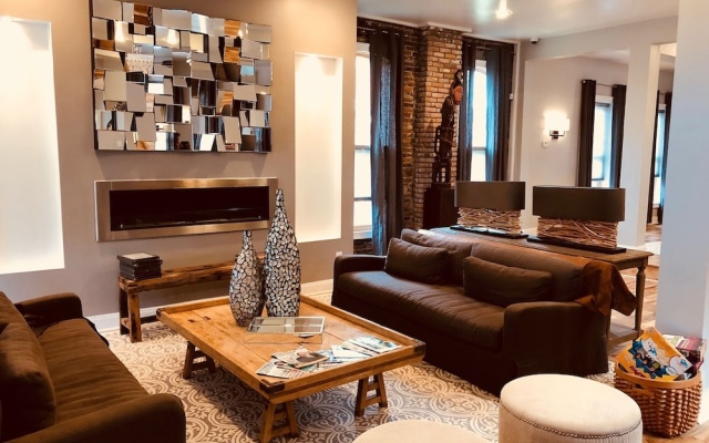 The Cochrane House Luxury Historic Inn