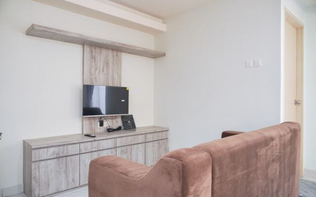 Comfort And Minimalist Studio At Amethyst Apartment