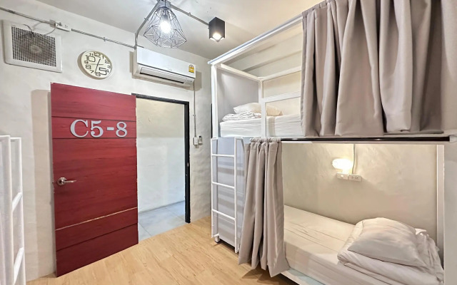 Salee Hostel