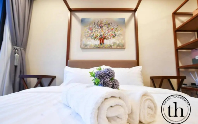 Timurbay Beach Resort 4paxes (Studio)-12-21