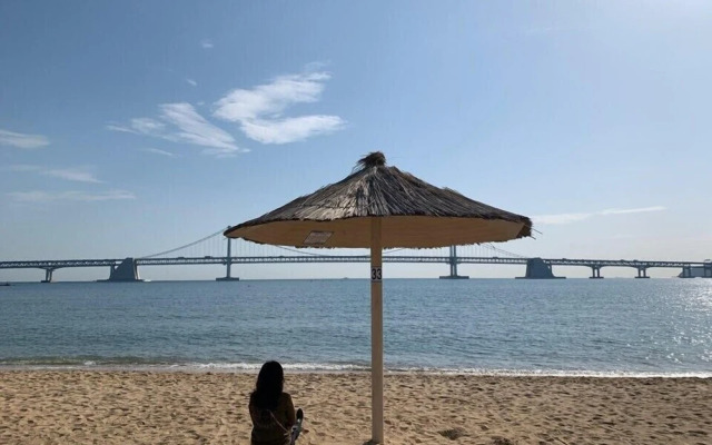 Ocean View Apartments in Gwanganri