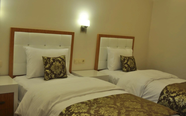 Cebeciler Otel