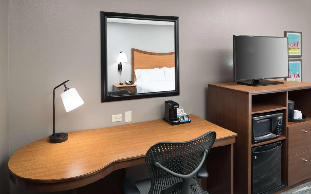 Hampton Inn & Suites Chicago-North Shore/Skokie