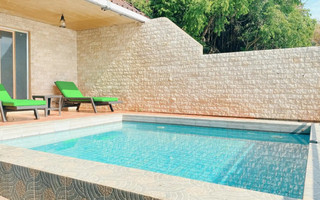 Sylvia Beach Villa