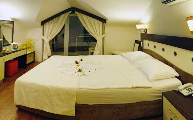 Lavitas Hotel