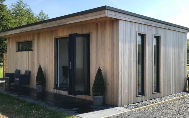 Parkknott Retreat Luxury Lodge with Private Hot Tub