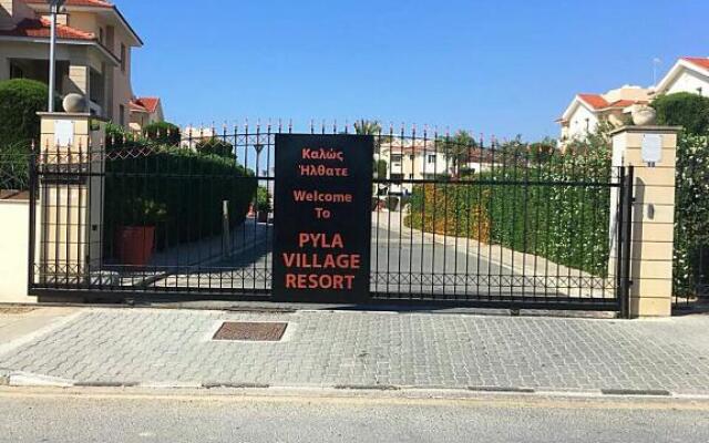 Pyla Village Resort F110 (Apartment near Larnaca)