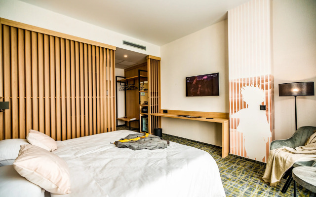 B1 City Hotel