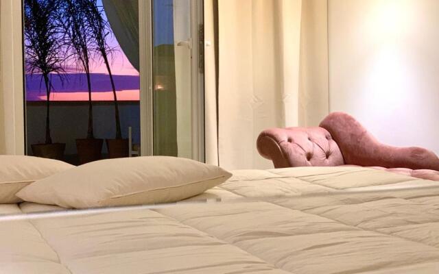 Sea Suites
