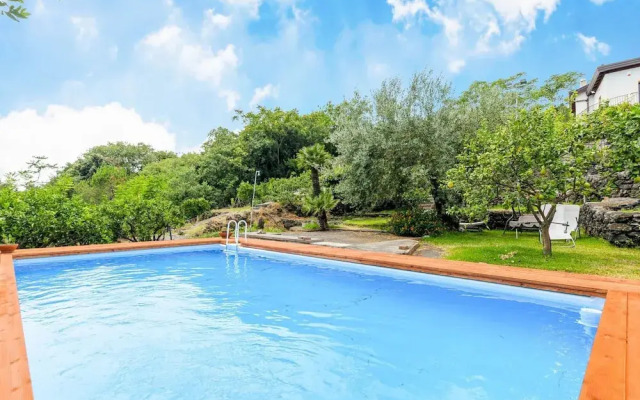 Belvilla by OYO Villa Aloe Charming House