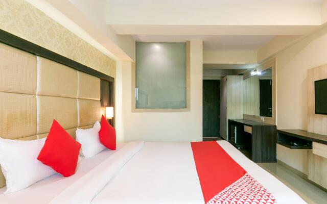 OYO 36215 Hotel Pearl Residency