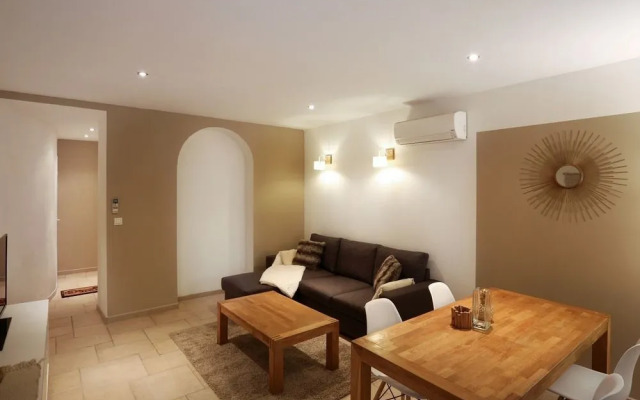 Les Clés E La Cité