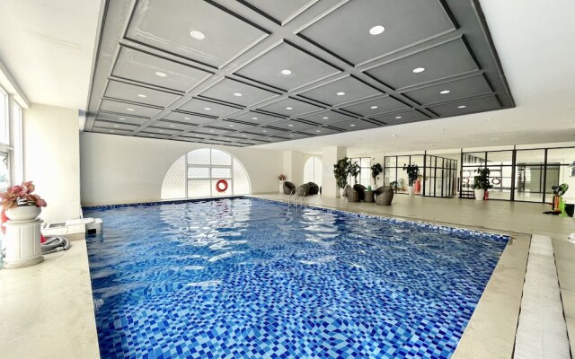 Le Places The Grand Riverside Saigon Apartment