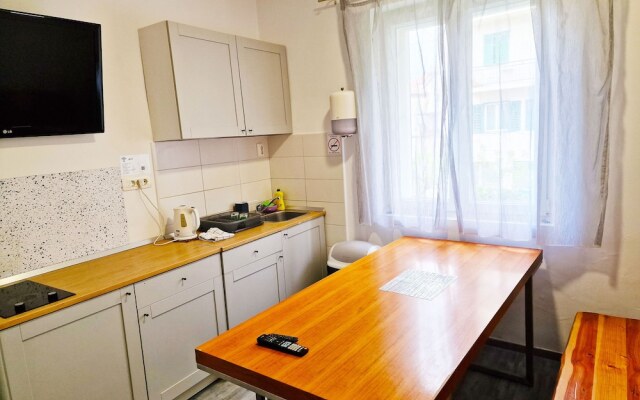 Croparadise Hostel