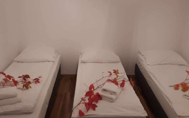 Sleepy3city Apartments 10 Lutego 23